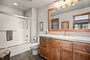 56680 Lunar Dr, Bend, OR 97707 - Photo 45