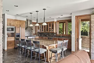 56680 Lunar Dr, Bend, OR 97707 - Photo 11