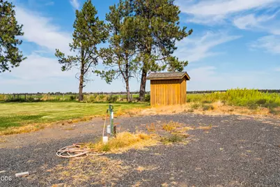 68912 Holmes Road, Sisters, OR 97759 - Photo 17