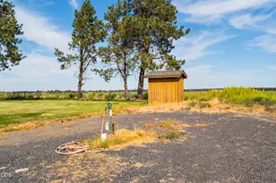 68912 Holmes Rd, Sisters, OR 97759 - Photo 17