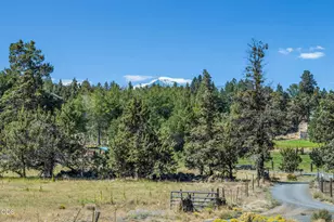 62262 Chickadee Ln, Bend, OR 97701 - Photo 39