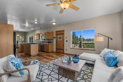 62262 Chickadee Lane, Bend, OR 97701 - Photo 9