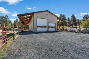 62262 Chickadee Ln, Bend, OR 97701 - Photo 33