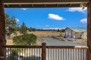 62262 Chickadee Ln, Bend, OR 97701 - Photo 3