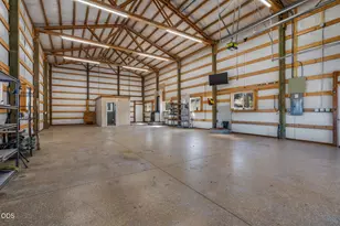 62262 Chickadee Ln, Bend, OR 97701 - Photo 35