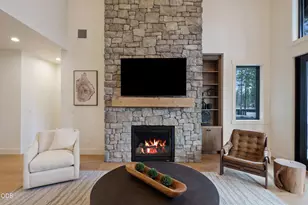 18211 Basalt Ln, Bend, OR 97707 - Photo 23