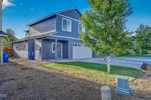 281 NW 29th St, Redmond, OR 97756 - Photo 3