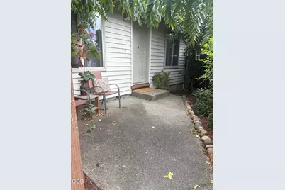 588 NW Buddy #A, Grants Pass, OR 97526 - Photo 1