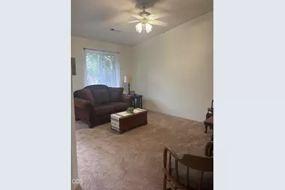 588 NW Buddy #A, Grants Pass, OR 97526 - Photo 5