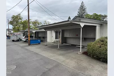 305 NE C Street, Grants Pass, OR 97526 - Photo 7