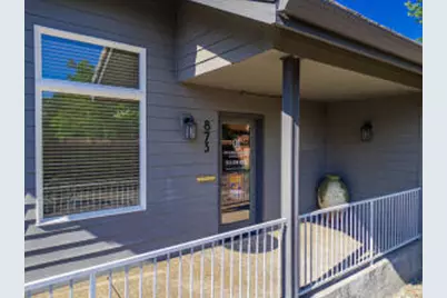 877 NE 7th Street, Grants Pass, OR 97526 - Photo 43