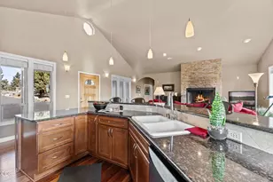 17665 Mountain View Rd, Sisters, OR 97759 - Photo 19