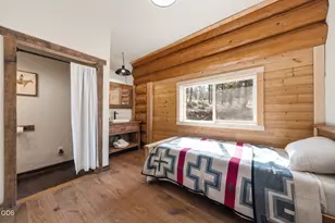 17031 Wilt Rd, Sisters, OR 97759 - Photo 33