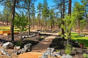 17031 Wilt Rd, Sisters, OR 97759 - Photo 59