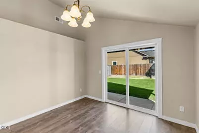 816 Nicholas Lee Drive, Medford, OR 97501 - Photo 11