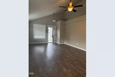 816 Nicholas Lee Drive, Medford, OR 97501 - Photo 3