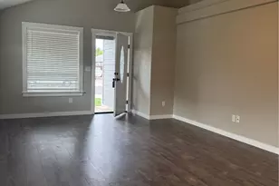 816 Nicholas Lee Dr, Medford, OR 97501 - Photo 3