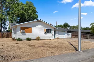 7675 Gladstone Ave, White City, OR 97503 - Photo 9