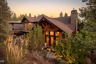 19052 Mt Shasta Dr, Bend, OR 97703 - Photo 3