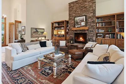 19052 Mt. Shasta Drive, Bend, OR 97703 - Photo 21