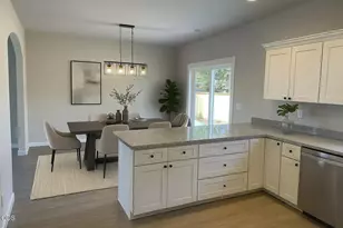 2211 Piazza Dr, Medford, OR 97501 - Photo 17