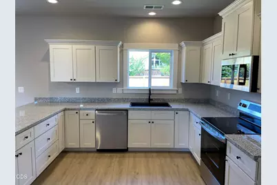 2211 Piazza Drive, Medford, OR 97501 - Photo 13