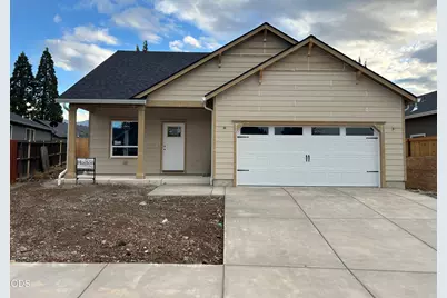 2211 Piazza Drive, Medford, OR 97501 - Photo 1