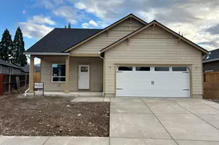 2211 Piazza Dr, Medford, OR 97501 - Photo 1
