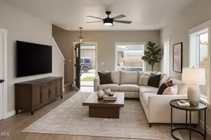 2211 Piazza Dr, Medford, OR 97501 - Photo 3
