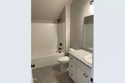 2211 Piazza Drive, Medford, OR 97501 - Photo 27
