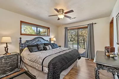 7266 Rogue River Drive, Shady Cove, OR 97539 - Photo 19