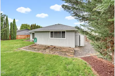 295 Wren Court, Medford, OR 97501 - Photo 31