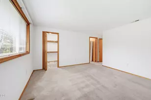295 Wren Ct, Medford, OR 97501 - Photo 23