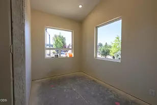 3248 NE Yellowpine Rd, Prineville, OR 97754 - Photo 11