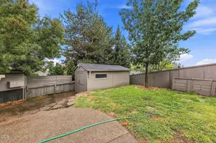 1240 Marcus Way, Grants Pass, OR 97527 - Photo 49
