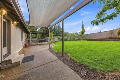 1240 Marcus Way, Grants Pass, OR 97527 - Photo 45