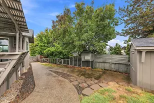 1240 Marcus Way, Grants Pass, OR 97527 - Photo 49