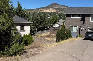 4101 Barbara Jean Way, Medford, OR 97504 - Photo 1