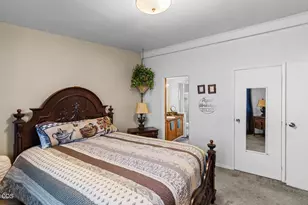 144 Red Oak Ln, Grants Pass, OR 97527 - Photo 19