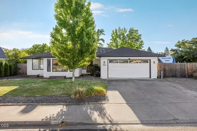 1882 Filmore Drive, Medford, OR 97504 - Photo 21