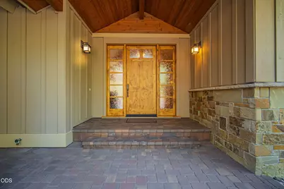 56311 Fireglass Loop, Bend, OR 97707 - Photo 3