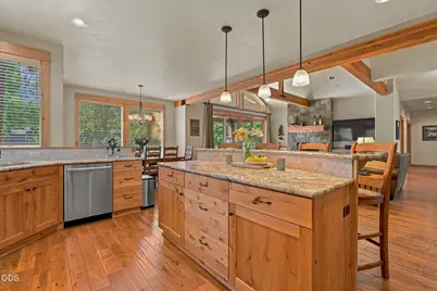 56311 Fireglass Loop, Bend, OR 97707 - Photo 15