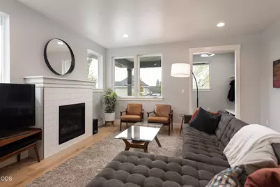 20671 SE Cougar Peak Drive, Bend, OR 97702 - Photo 5