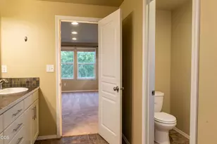 21270 SE Golden Market Ct, Bend, OR 97702 - Photo 37