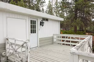 60936 Aspen Ln, Bend, OR 97702 - Photo 41