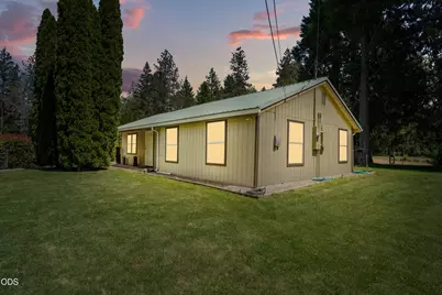 4551 Holland Loop Road, Cave Junction, OR 97523 - Photo 41