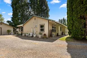 4551 Holland Loop Rd, Cave Junction, OR 97523 - Photo 19