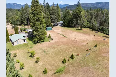 4551 Holland Loop Road, Cave Junction, OR 97523 - Photo 29