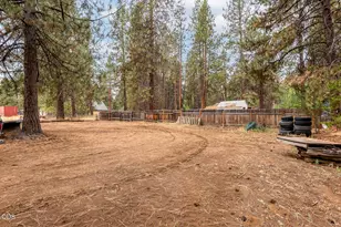 59865 Cheyenne Rd, Bend, OR 97702 - Photo 39