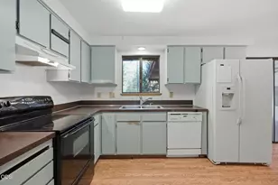 19092 Shoshone Rd, Bend, OR 97702 - Photo 5